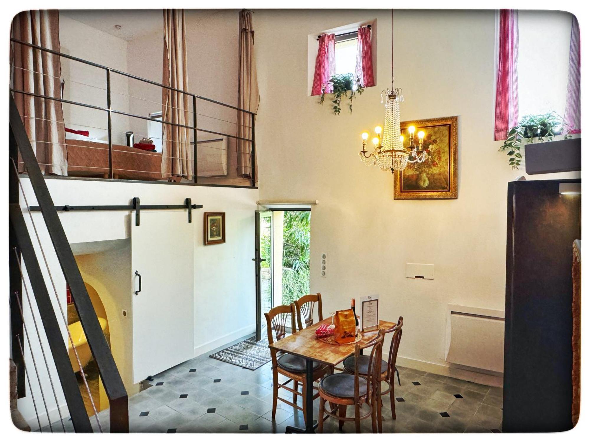 La Providence Apt